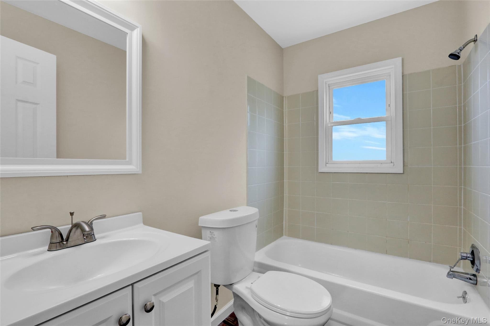 20 Whitman Avenue thumbnail 8