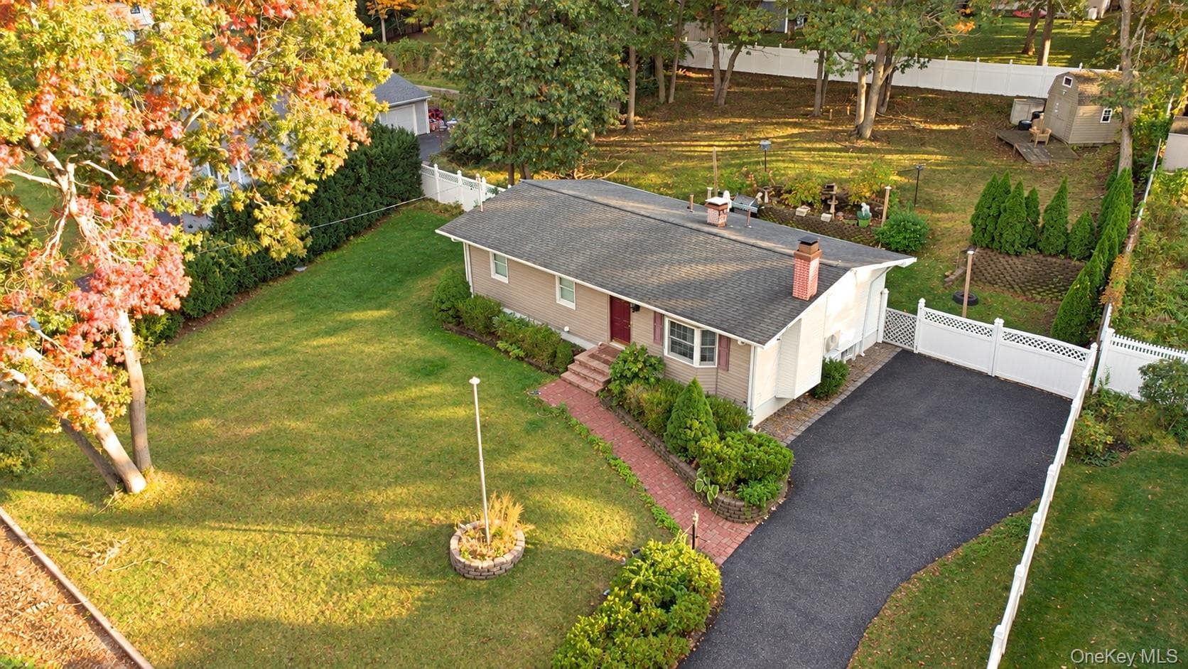 76 Grove Drive thumbnail 2