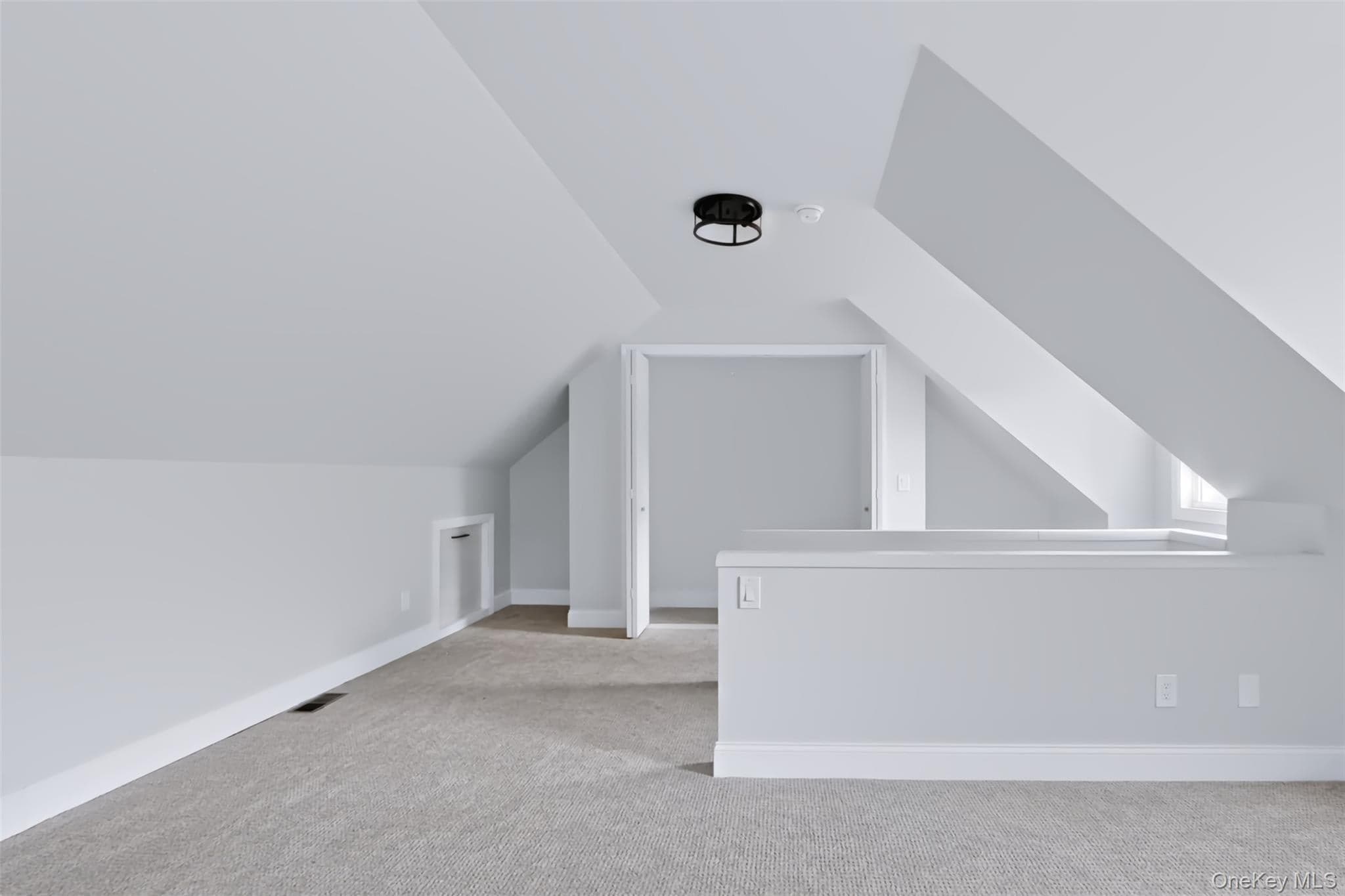 105 White Street thumbnail 18