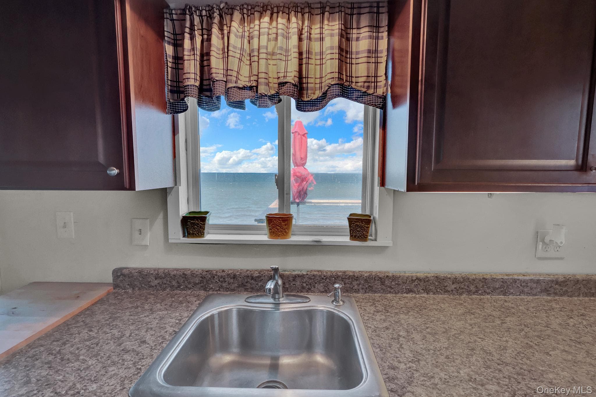 36 Beach Hill Drive thumbnail 12