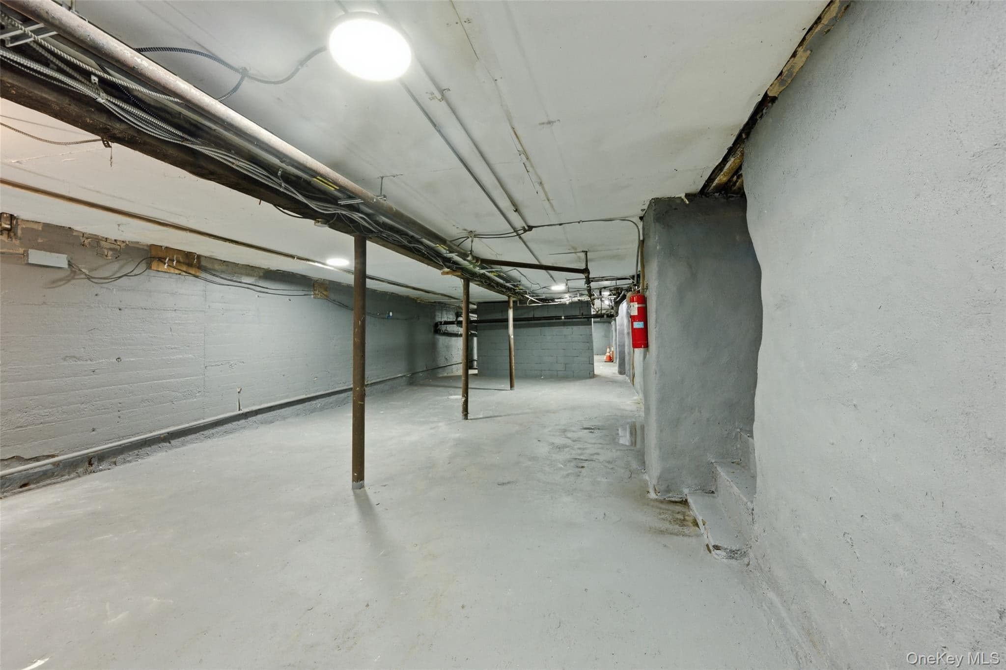 121-19 Sutphin Boulevard thumbnail 39