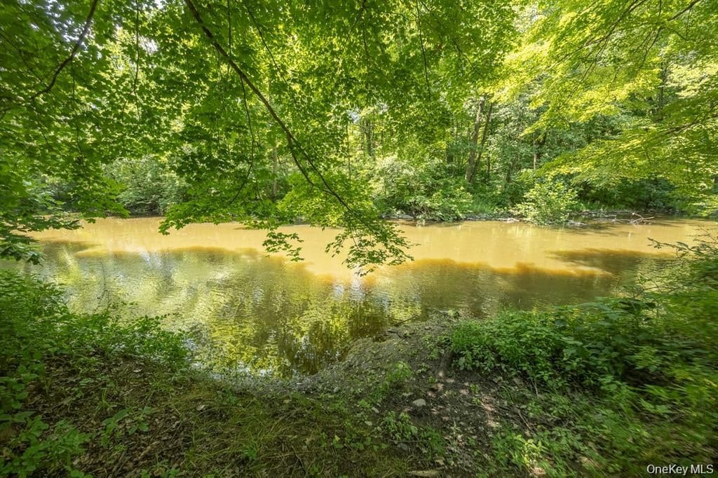 13-14 Creekside Place thumbnail 11