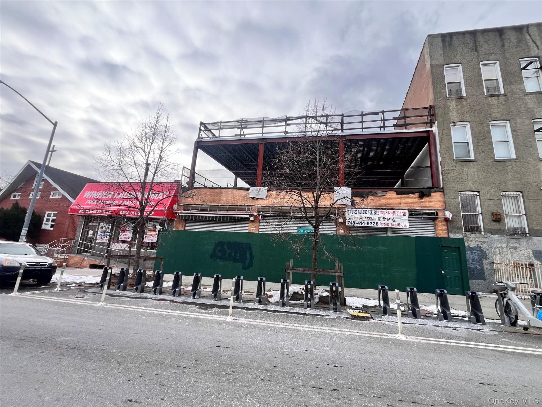 65-06/10/12 60th Place Pl, Ridgewood