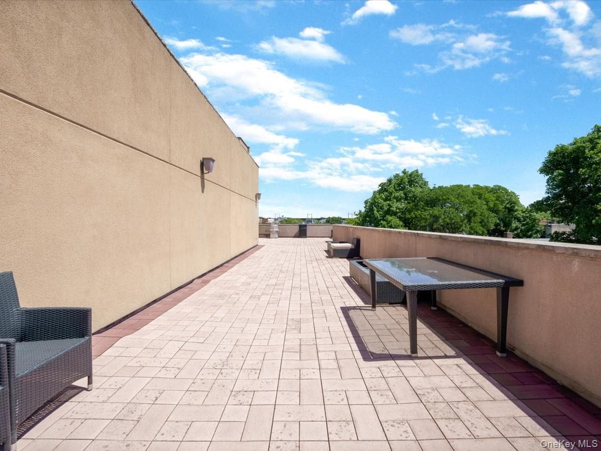 2519 35th Street Unit: 4C thumbnail 16