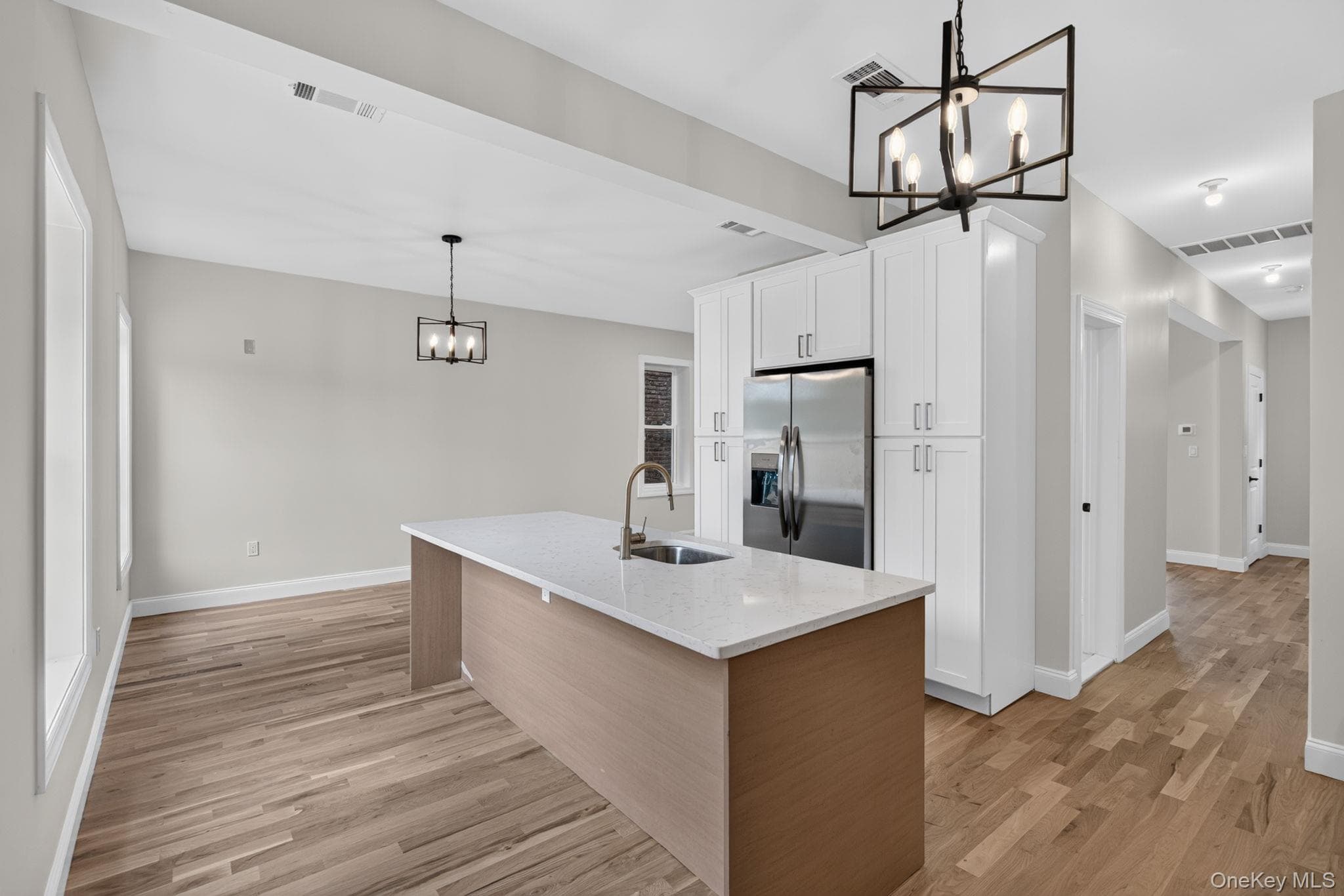 210 N Miller Street thumbnail 10