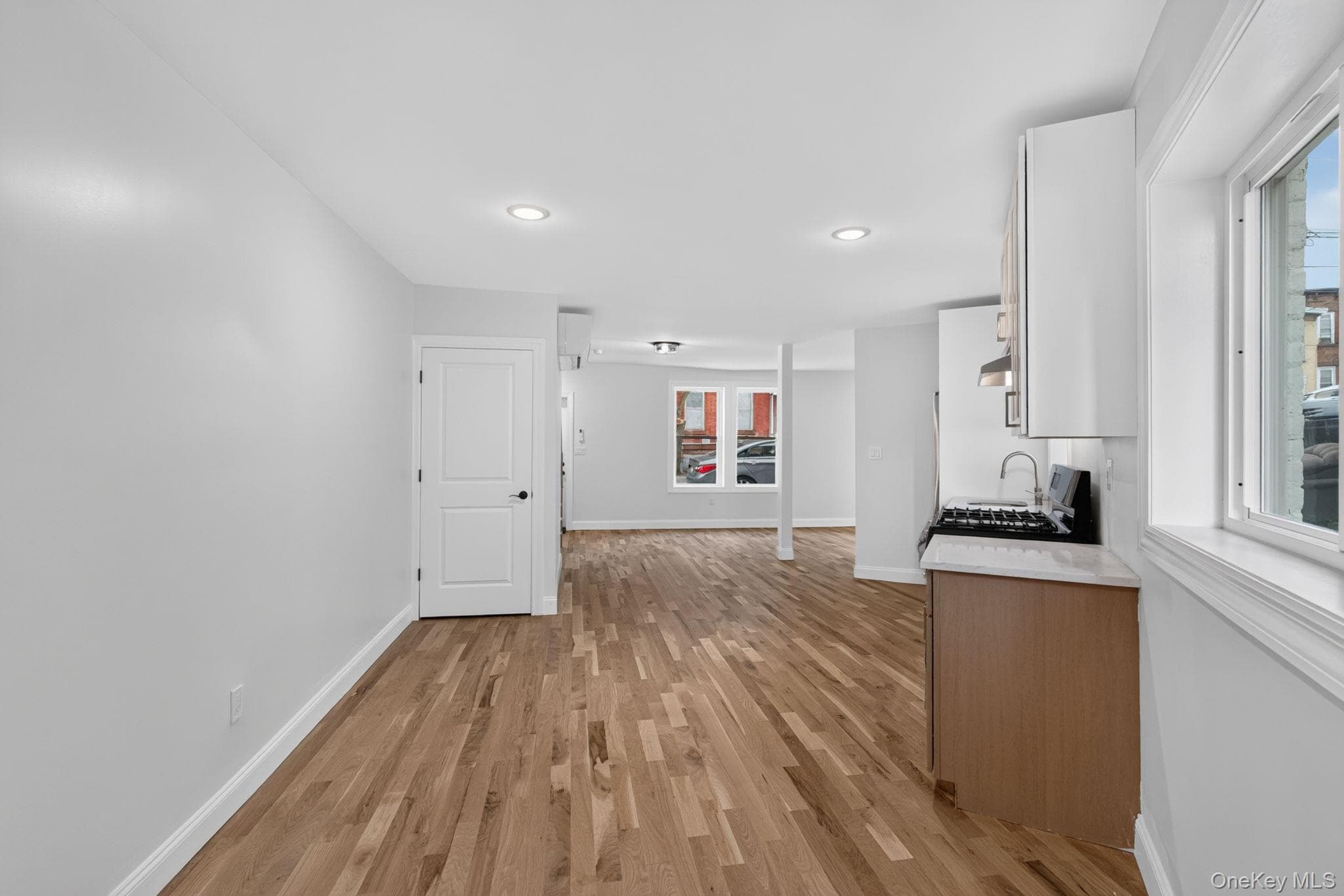 210 N Miller Street thumbnail 39