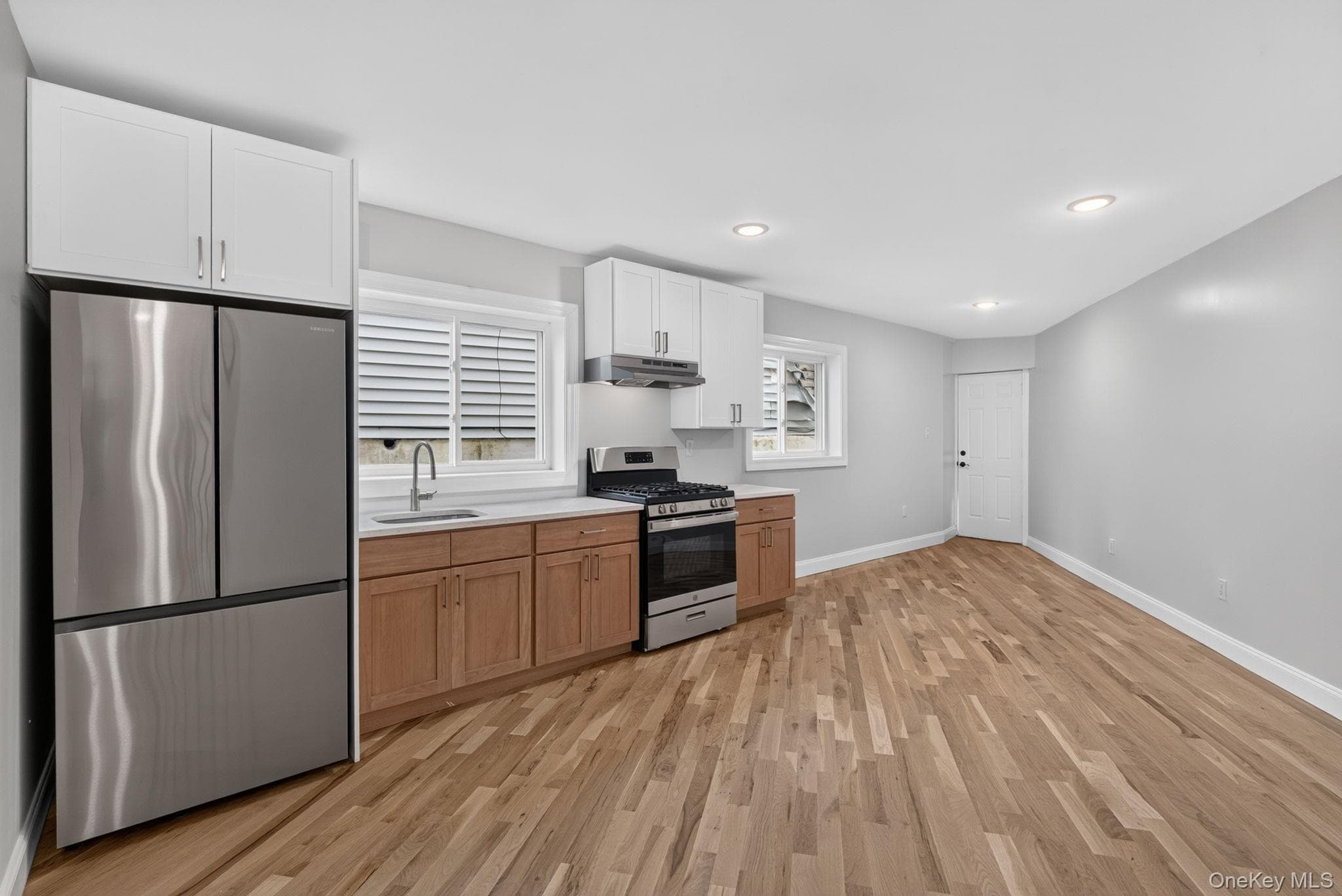 210 N Miller Street thumbnail 36