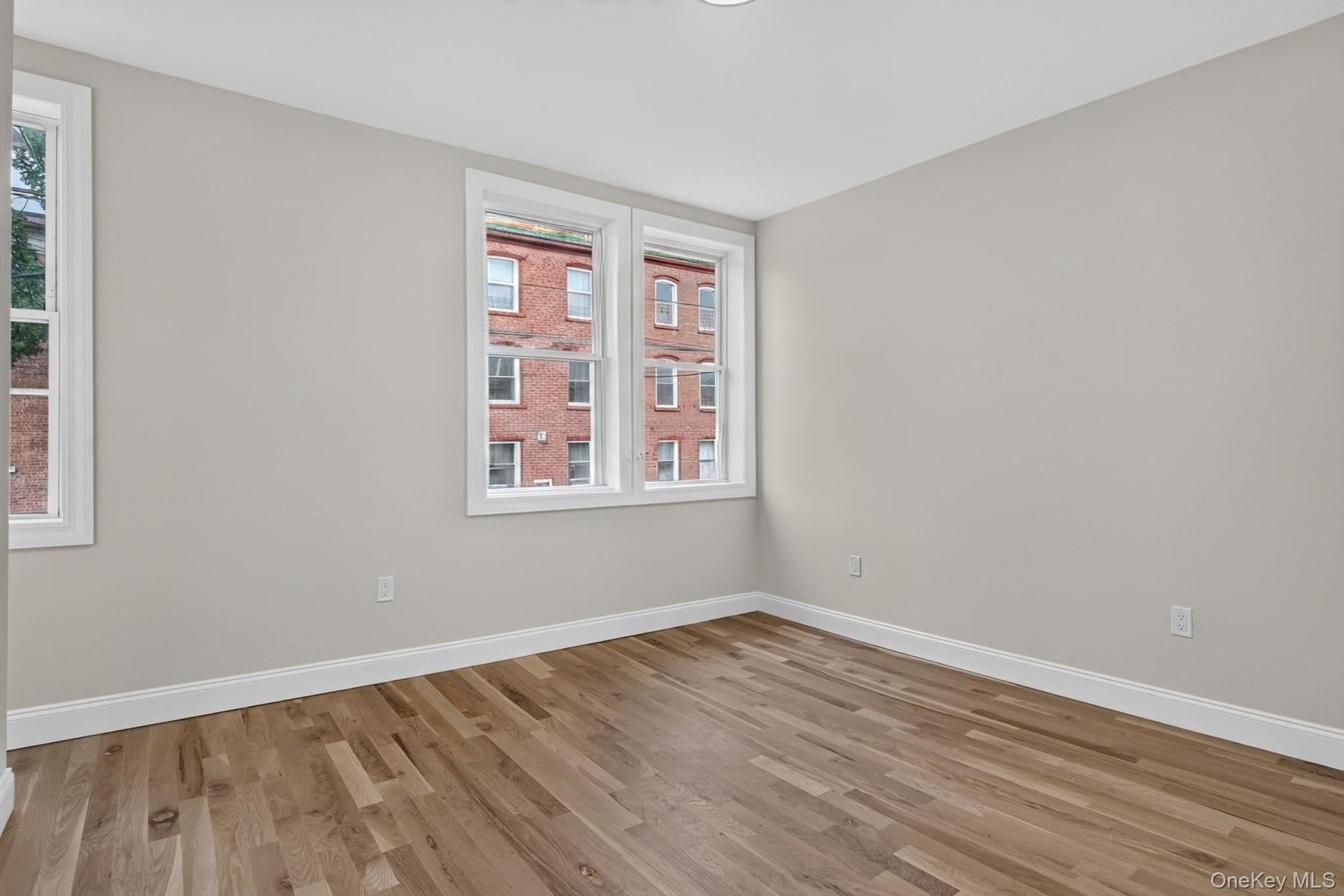 210 N Miller Street thumbnail 45