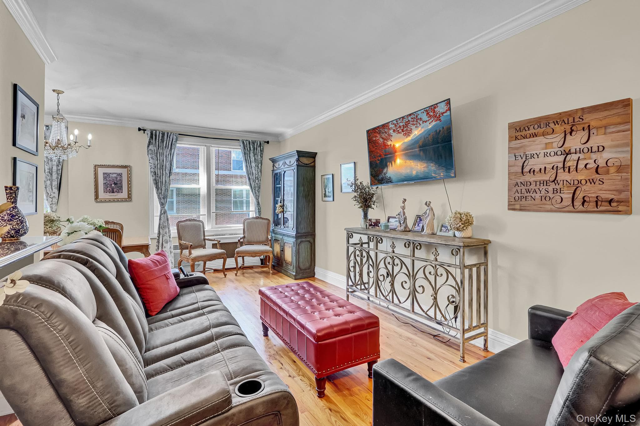 111 7th Street Unit: 304 thumbnail 5