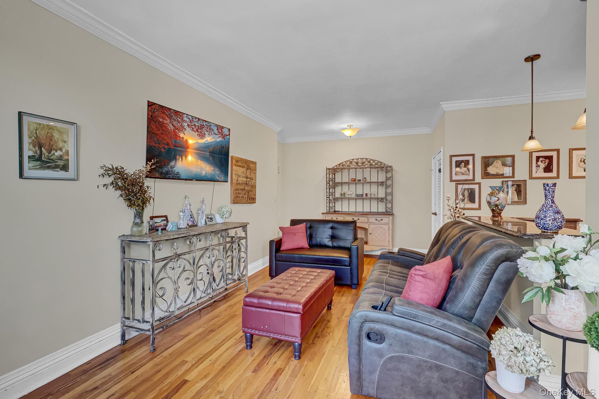 111 7th Street Unit: 304 thumbnail 8