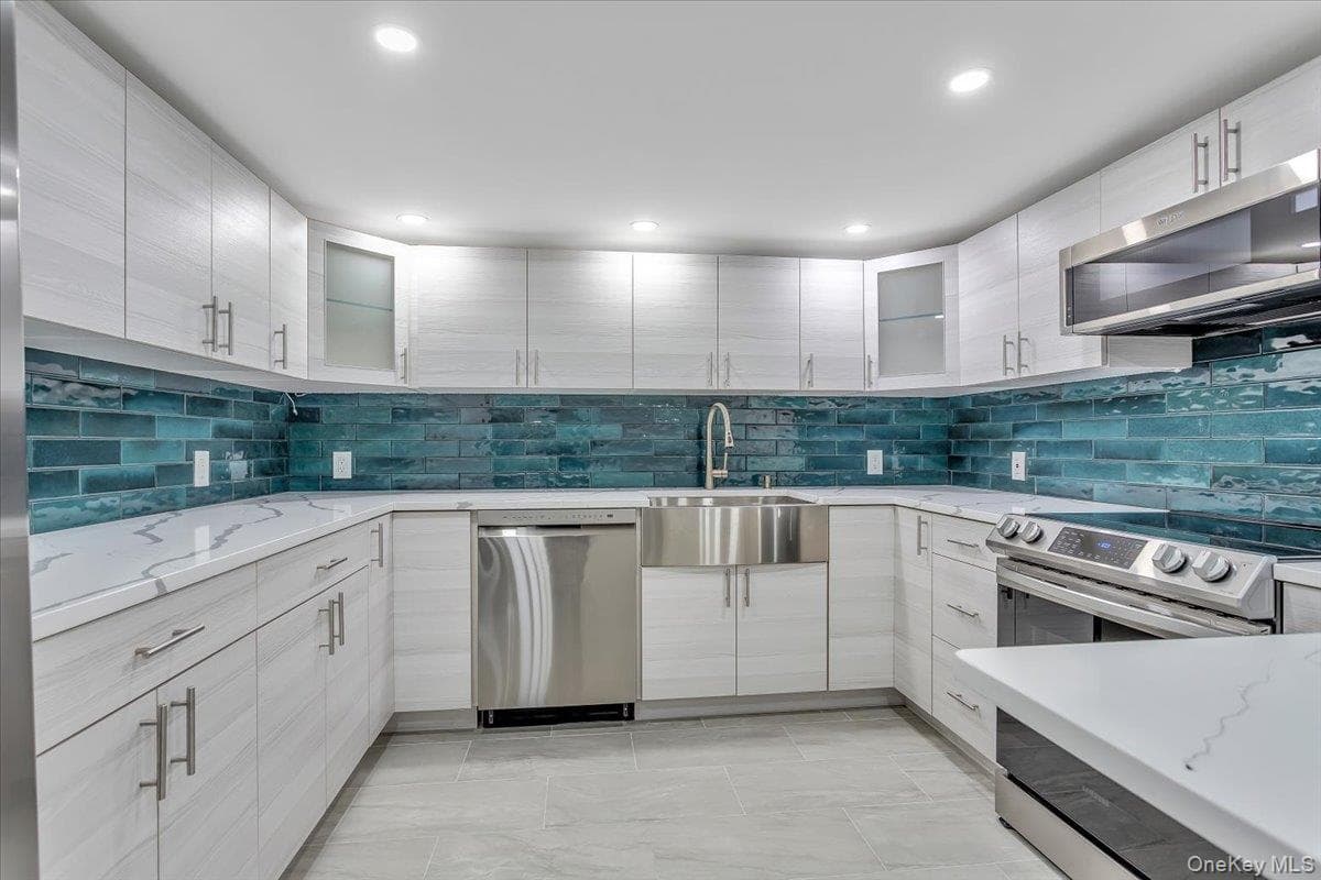 21 Buttonwood Drive thumbnail 32