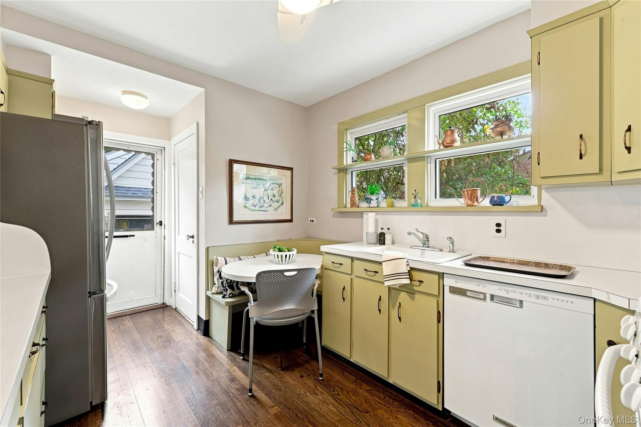 185 Crocus Avenue thumbnail 10