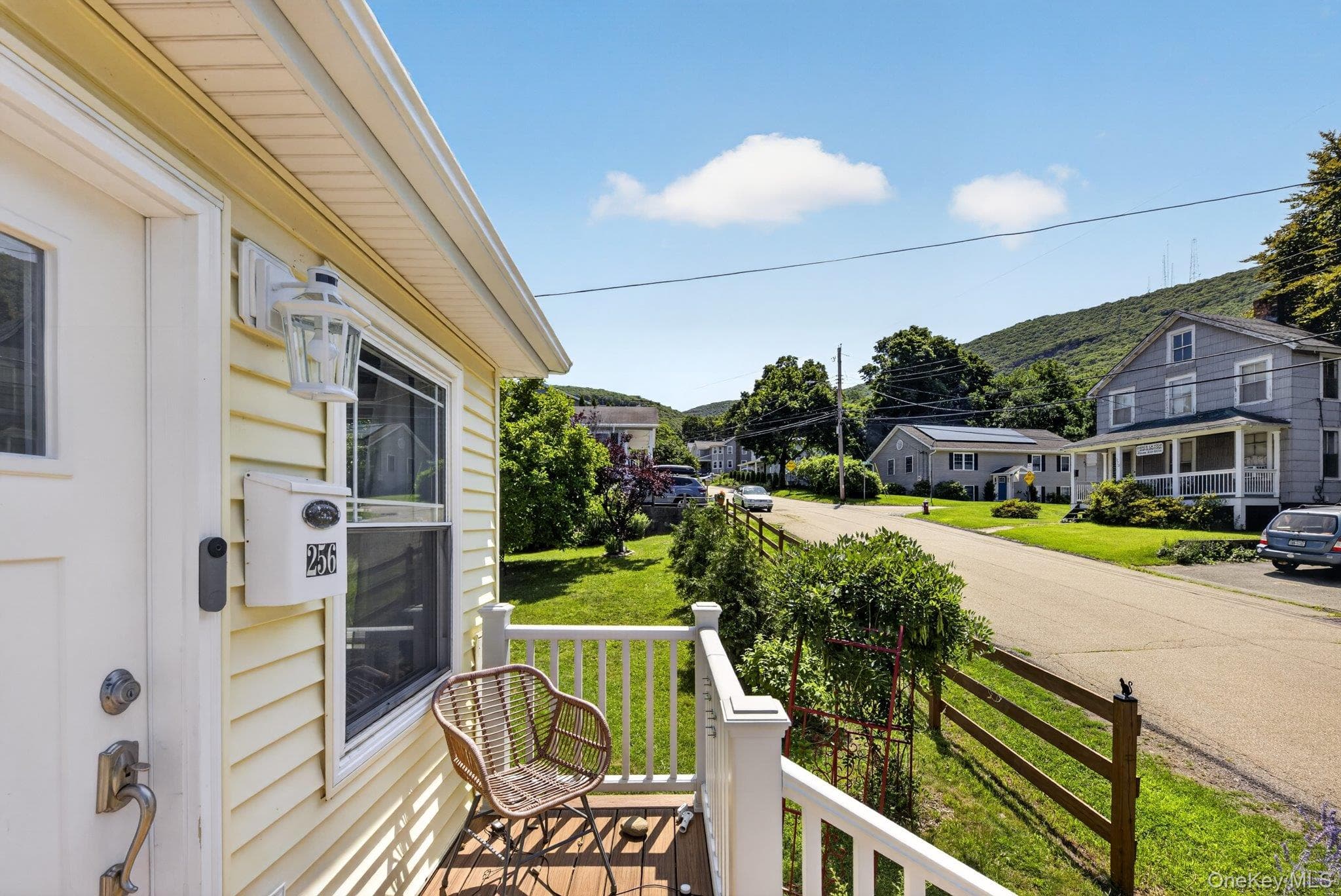 256 E Main Street thumbnail 18