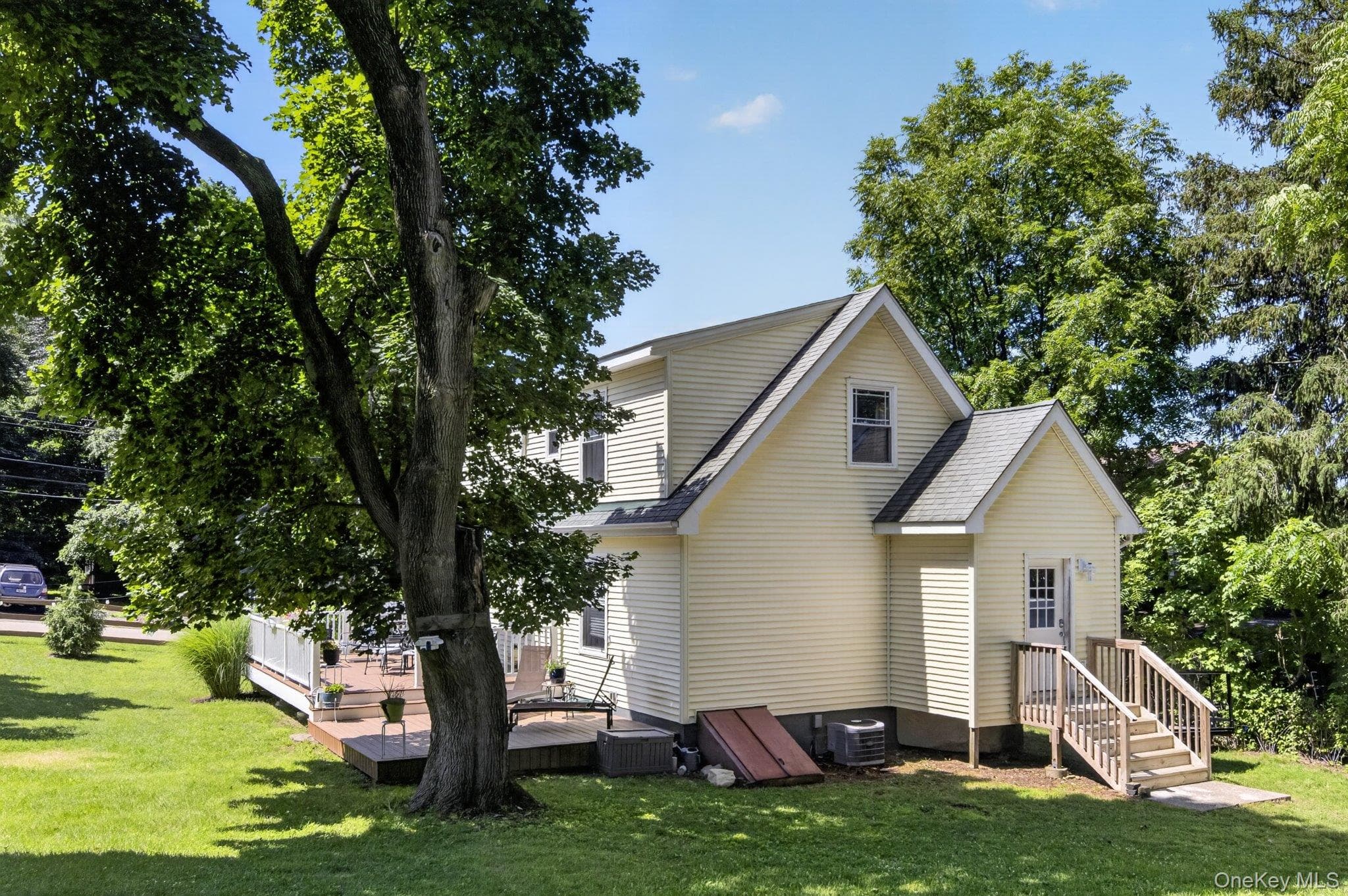 256 E Main Street thumbnail 15