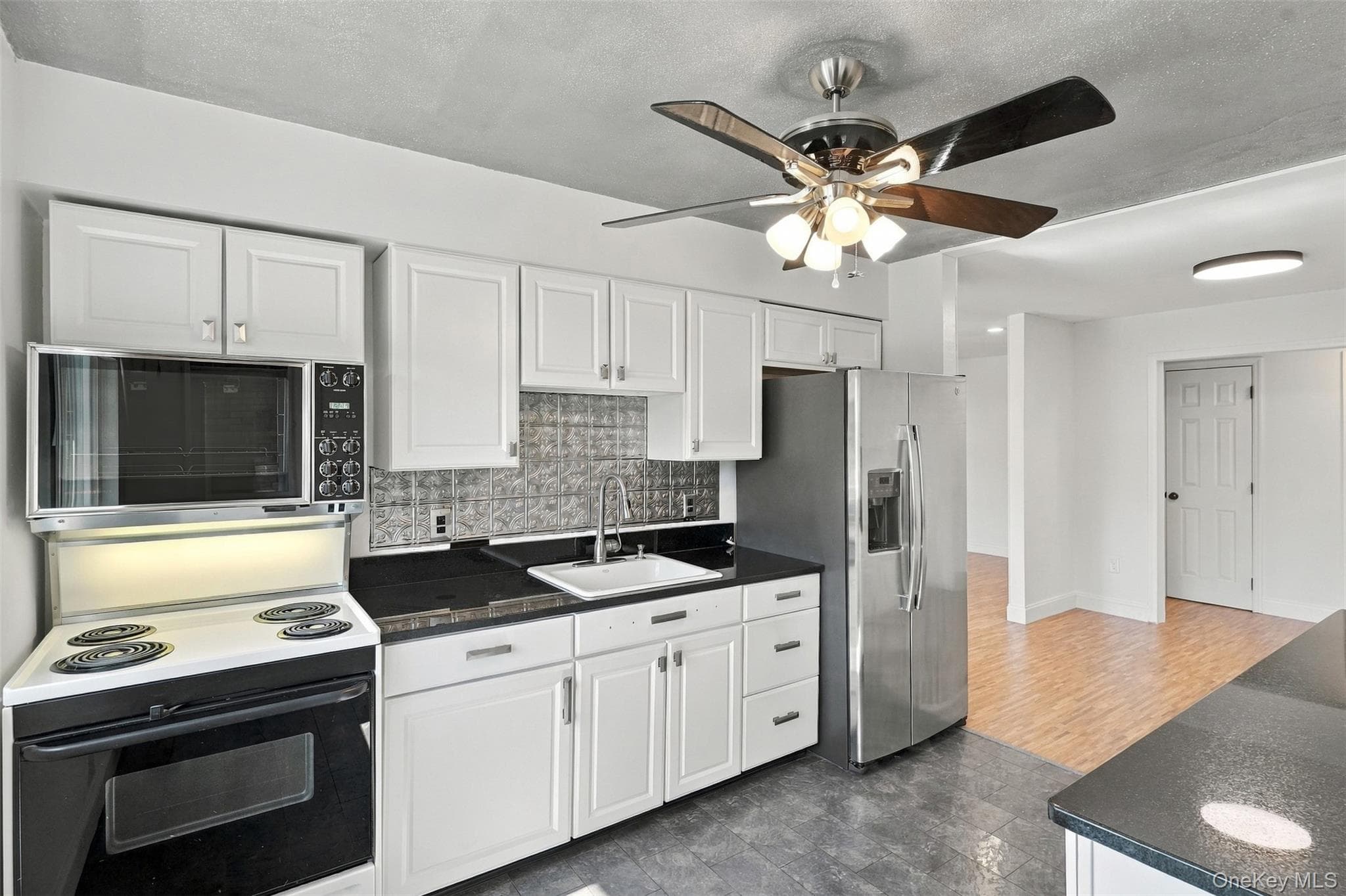 810 Blooming Grove Turnpike Unit: 31 thumbnail 14