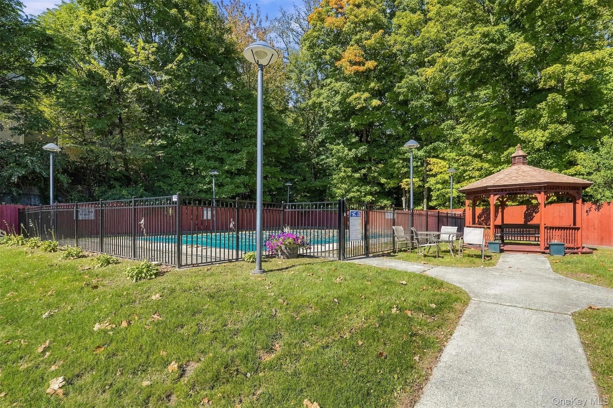 810 Blooming Grove Turnpike Unit: 31 thumbnail 25
