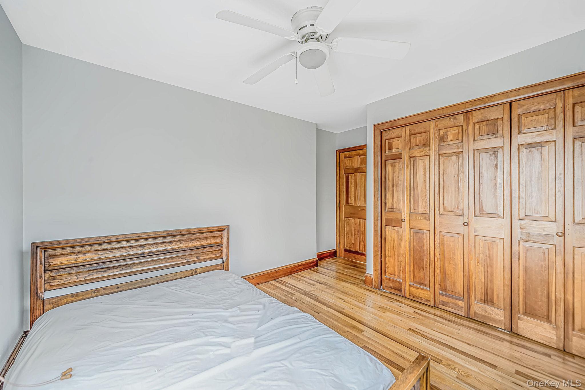 318 Sound Beach Boulevard thumbnail 32