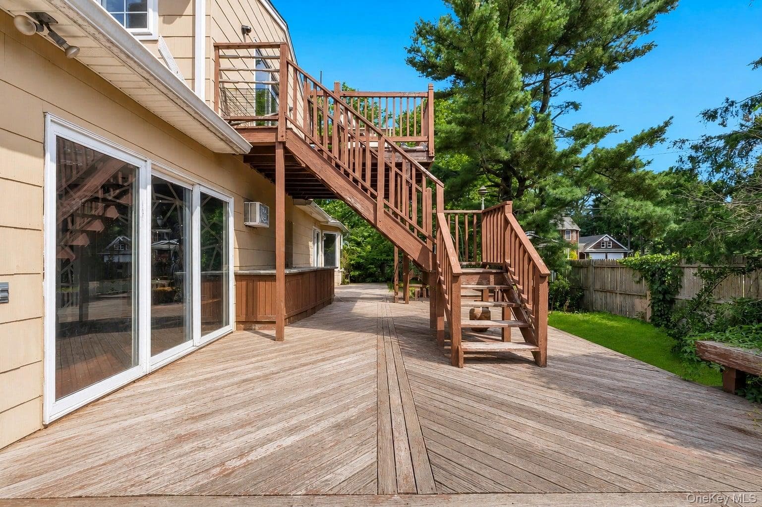 55 Riverview Court thumbnail 9