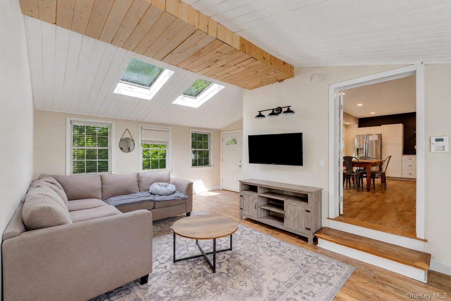 55 Riverview Court thumbnail 16