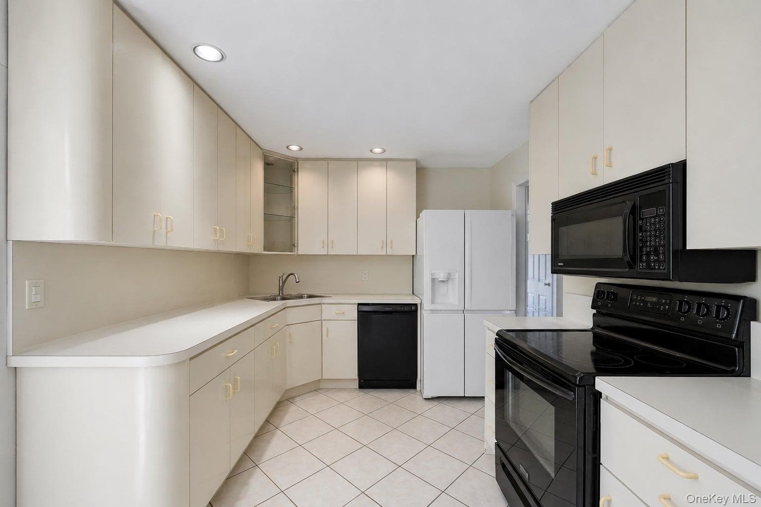 55 Riverview Court thumbnail 32