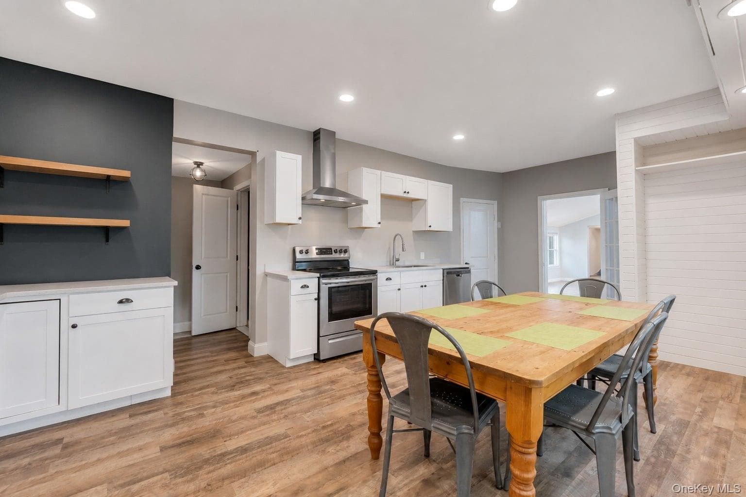 55 Riverview Court thumbnail 20