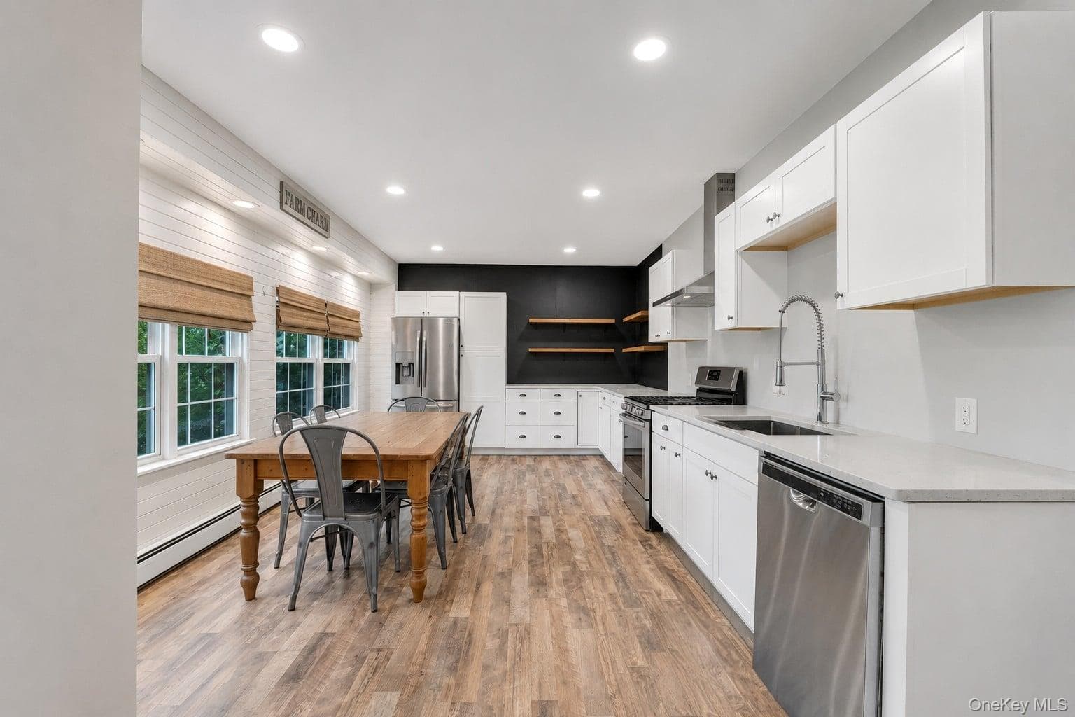 55 Riverview Court thumbnail 17