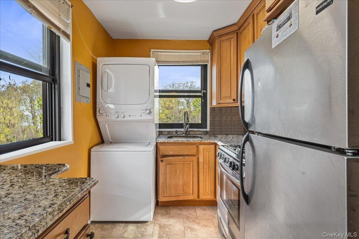 160-10 Cross Island Parkway Unit: 6-178 thumbnail 5