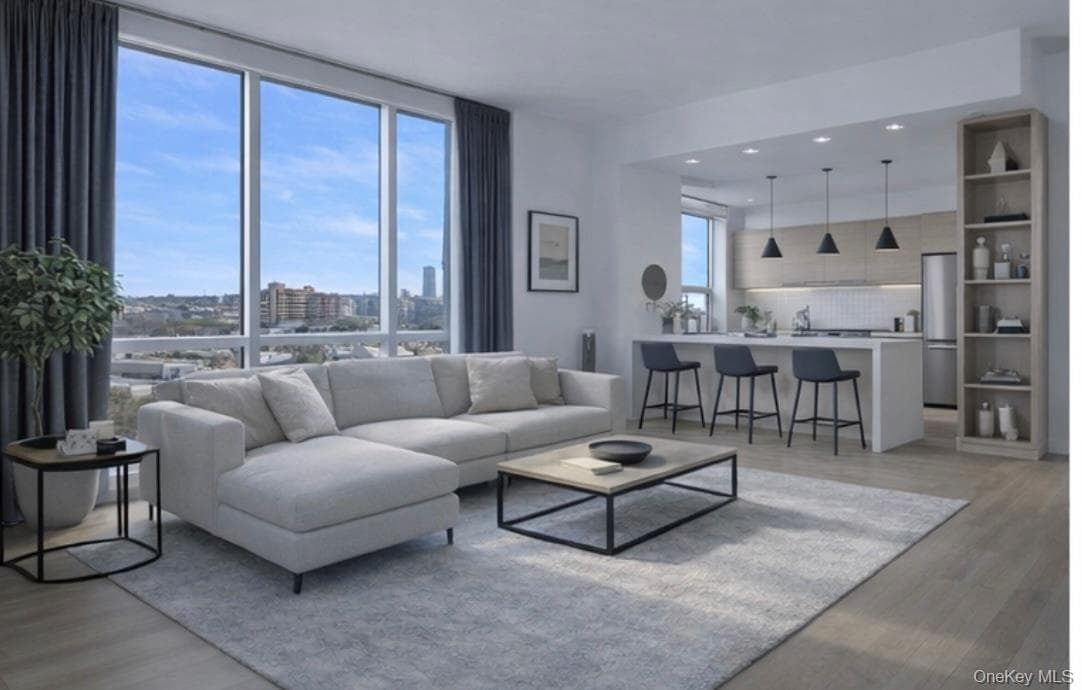 11-24 31st Avenue Unit: 10E thumbnail 8