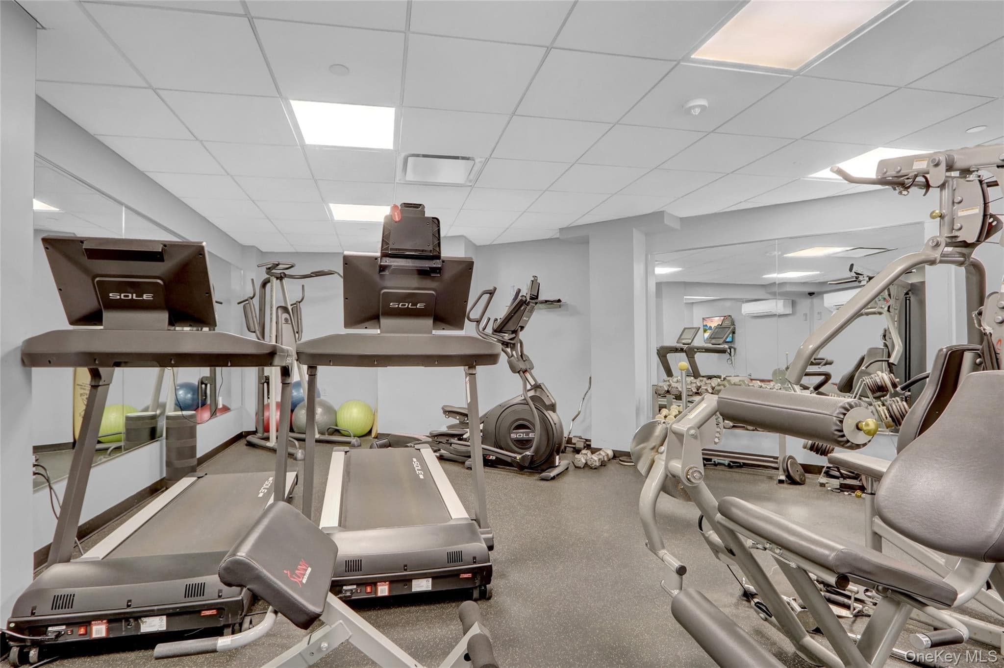 11-24 31st Avenue Unit: 10E thumbnail 22