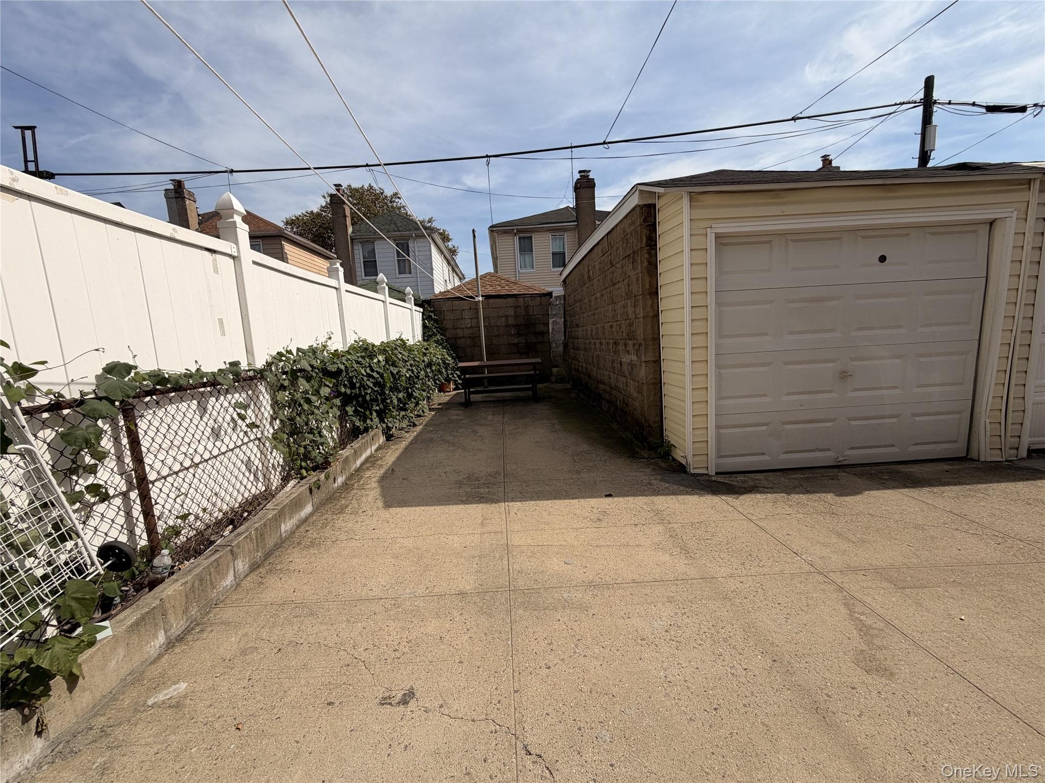 641 E 51st Street thumbnail 9