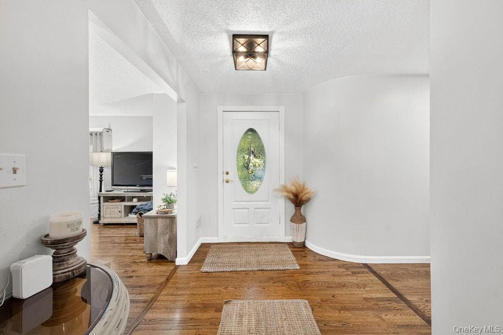 24 Bauer Avenue thumbnail 6