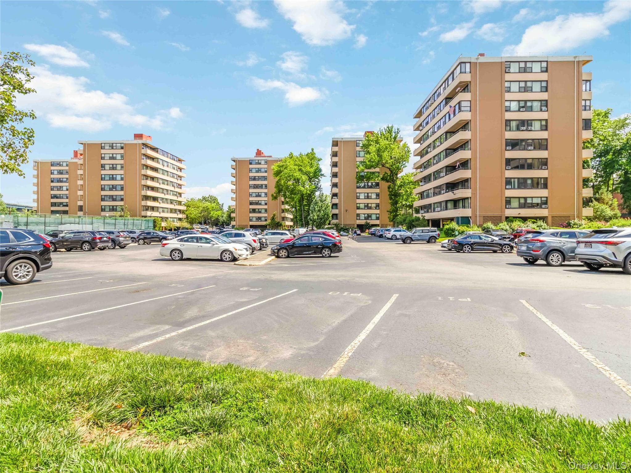 7-25 166 Street Unit: 6A, Beechhurst
