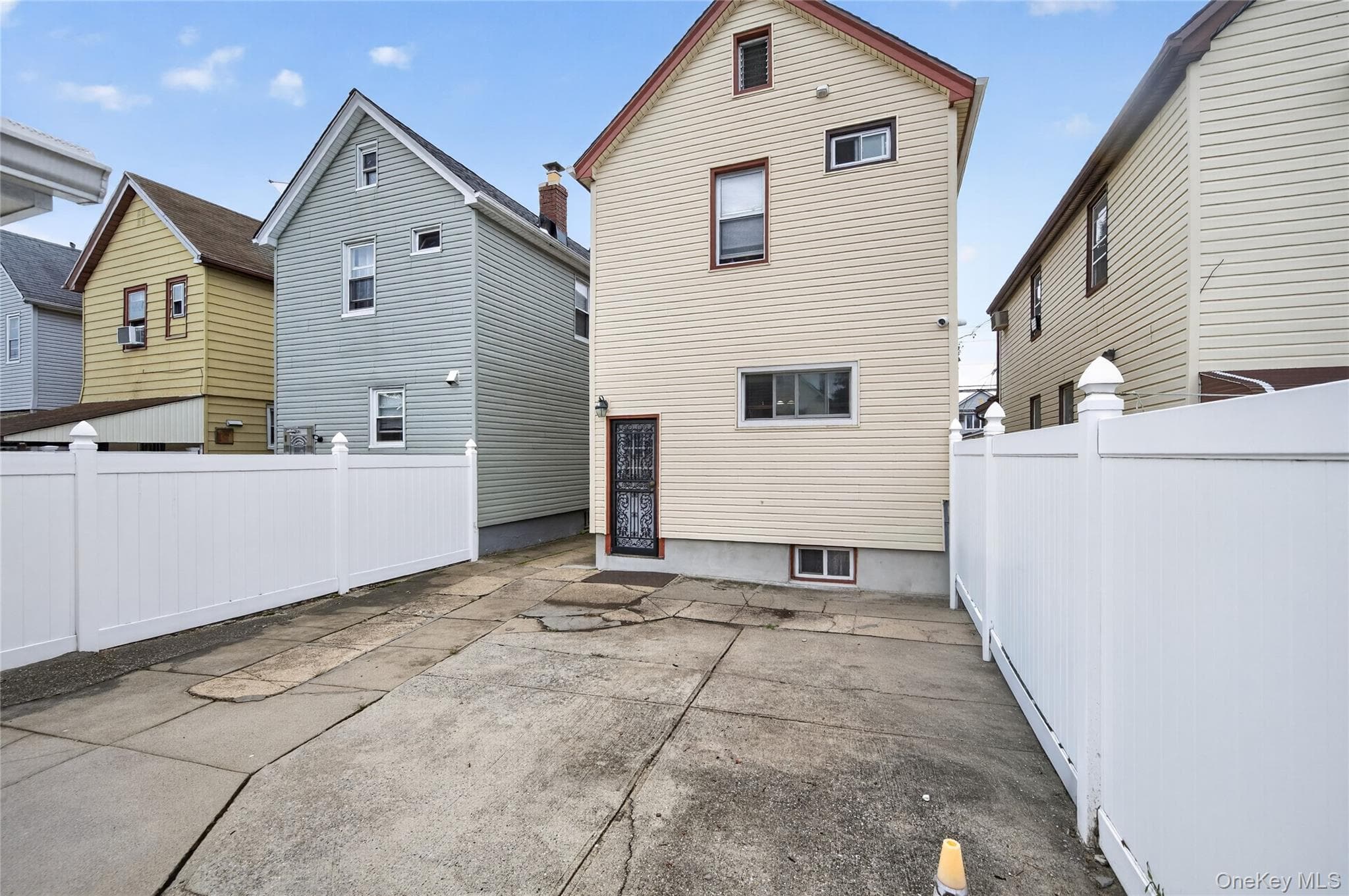 89-85 219th Street thumbnail 17