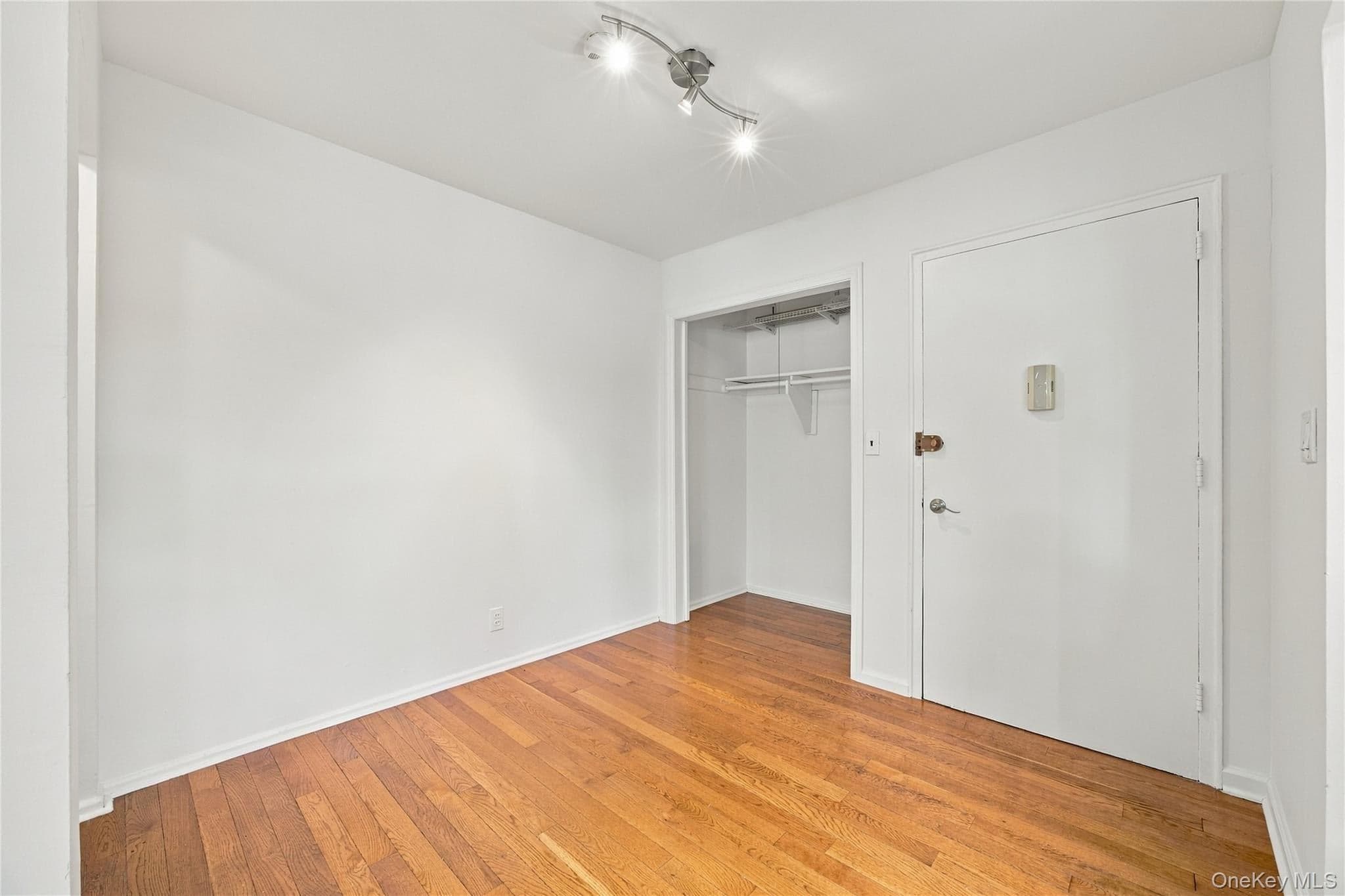 127-1 S Highland Avenue Unit: B5 thumbnail 5