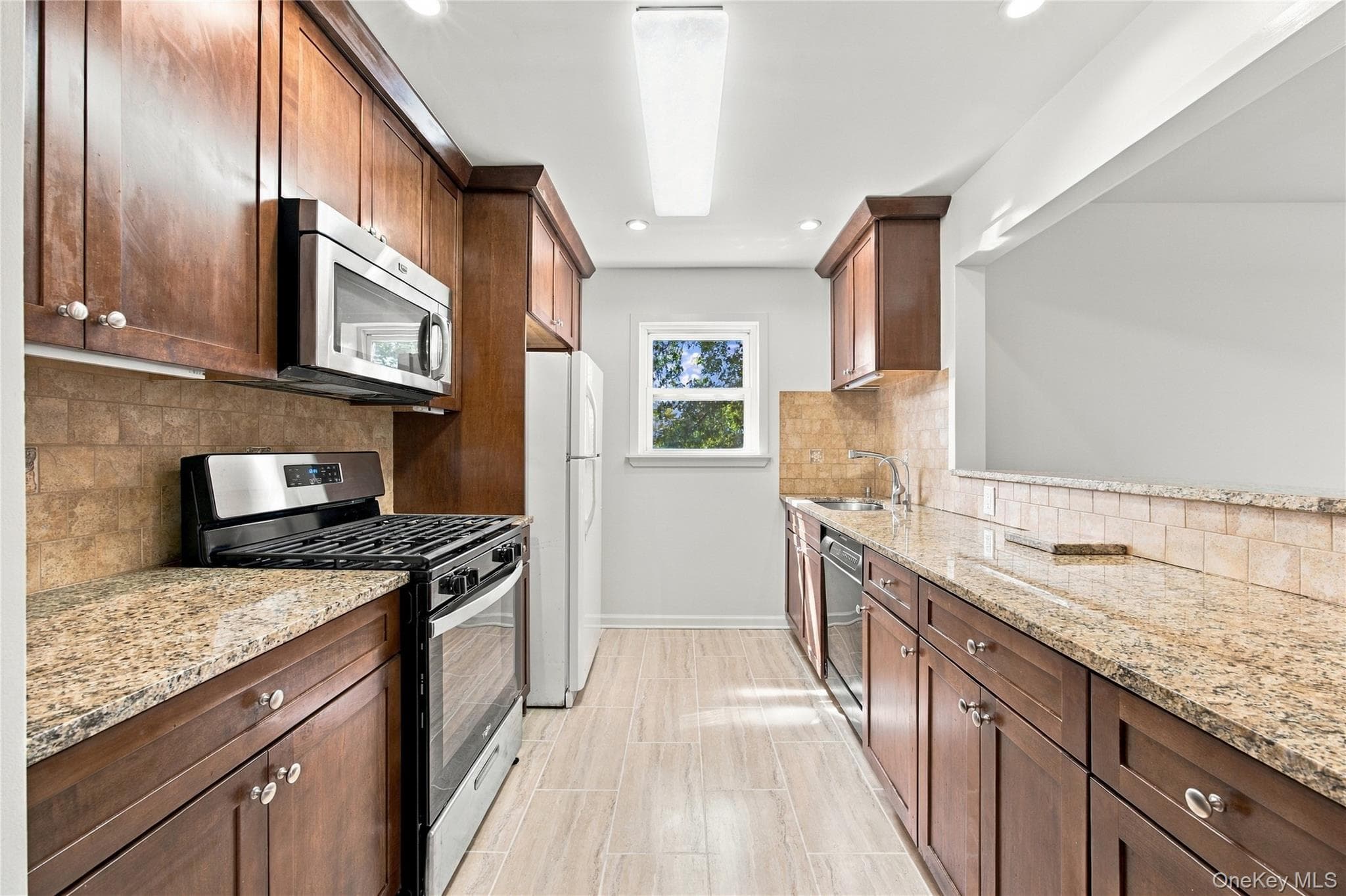 127-1 S Highland Avenue Unit: B5 thumbnail 6