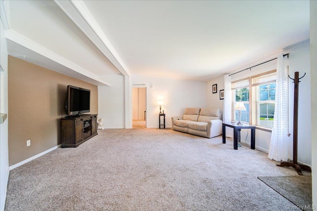 106 Winding Wood RD thumbnail 5