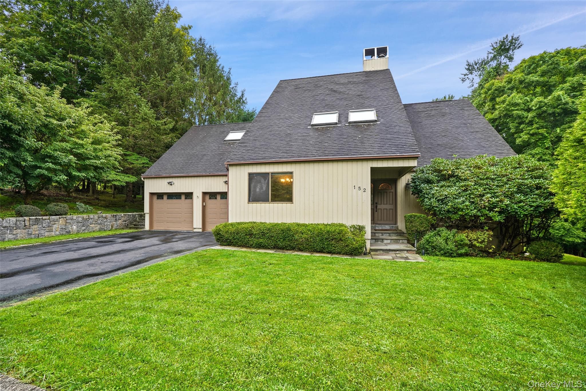 152 Arbor Crest, Somers