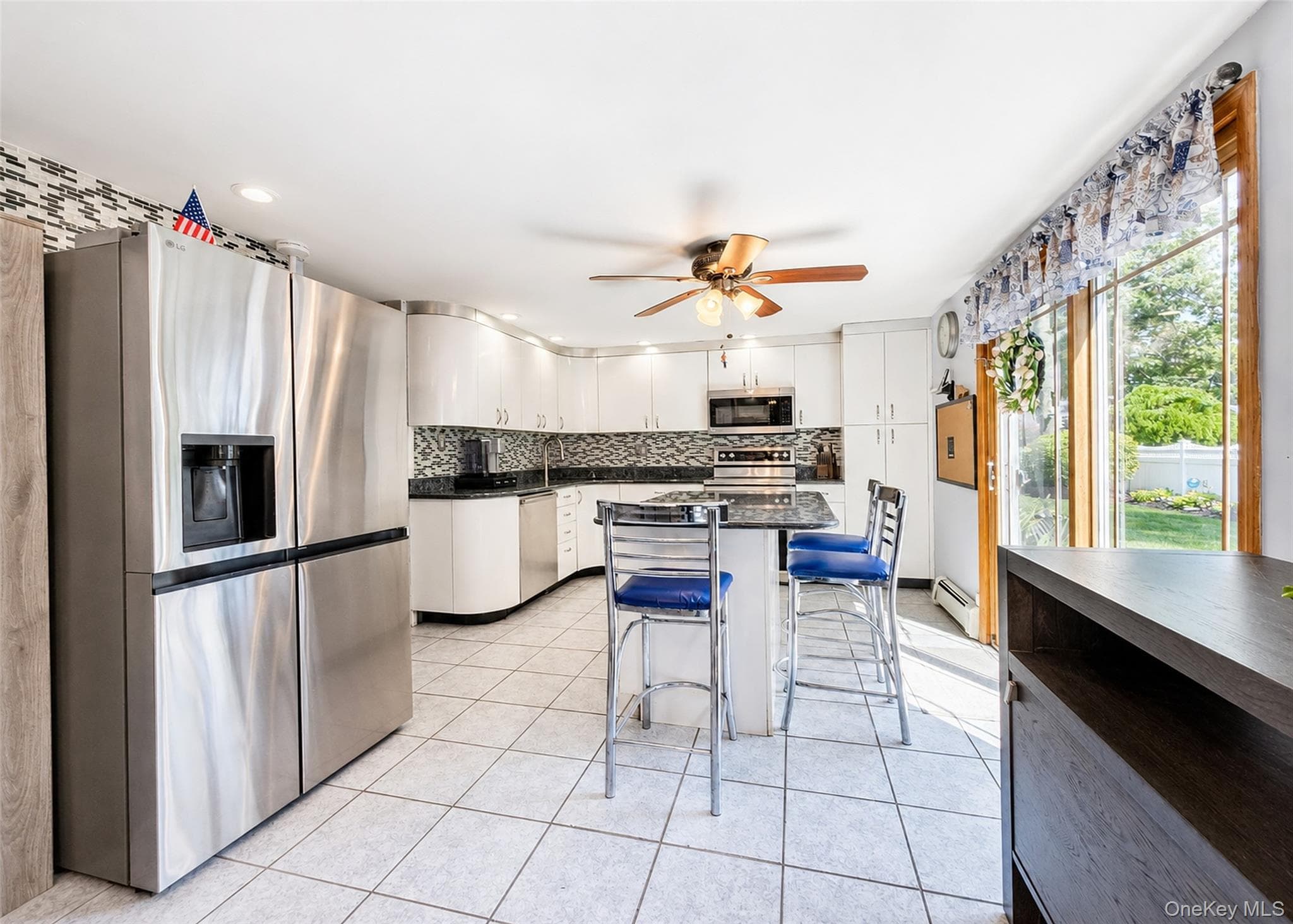 4 Halfcircle Drive thumbnail 7