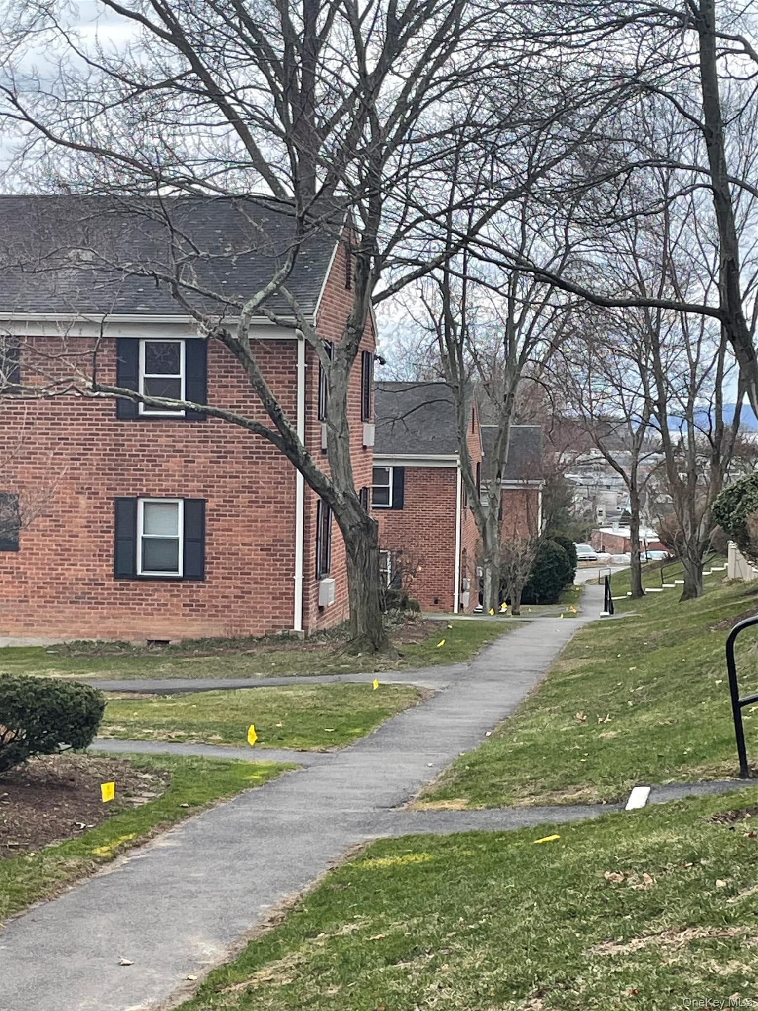 127-1 South Highland Avenue Unit: B3 thumbnail 5