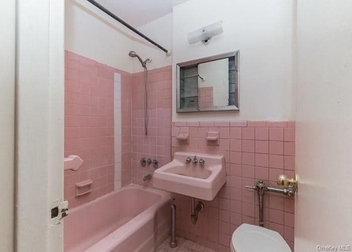 5235 Post Road Unit: 1B thumbnail 20