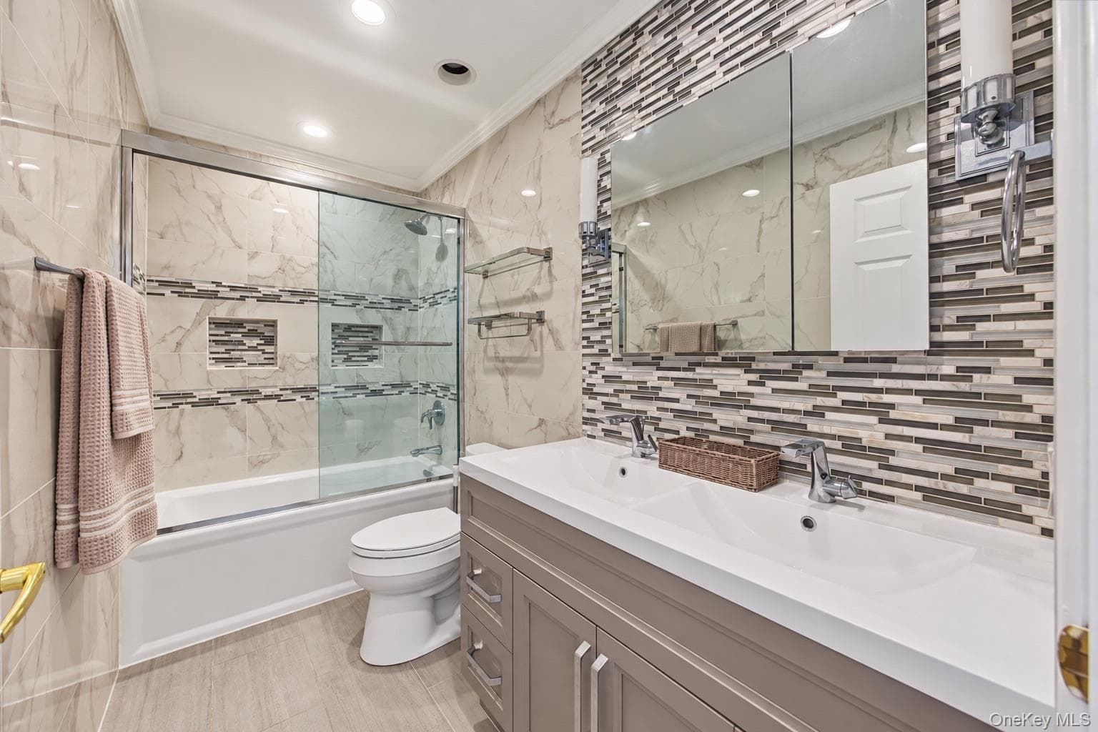 3868 Briarhill Street thumbnail 21