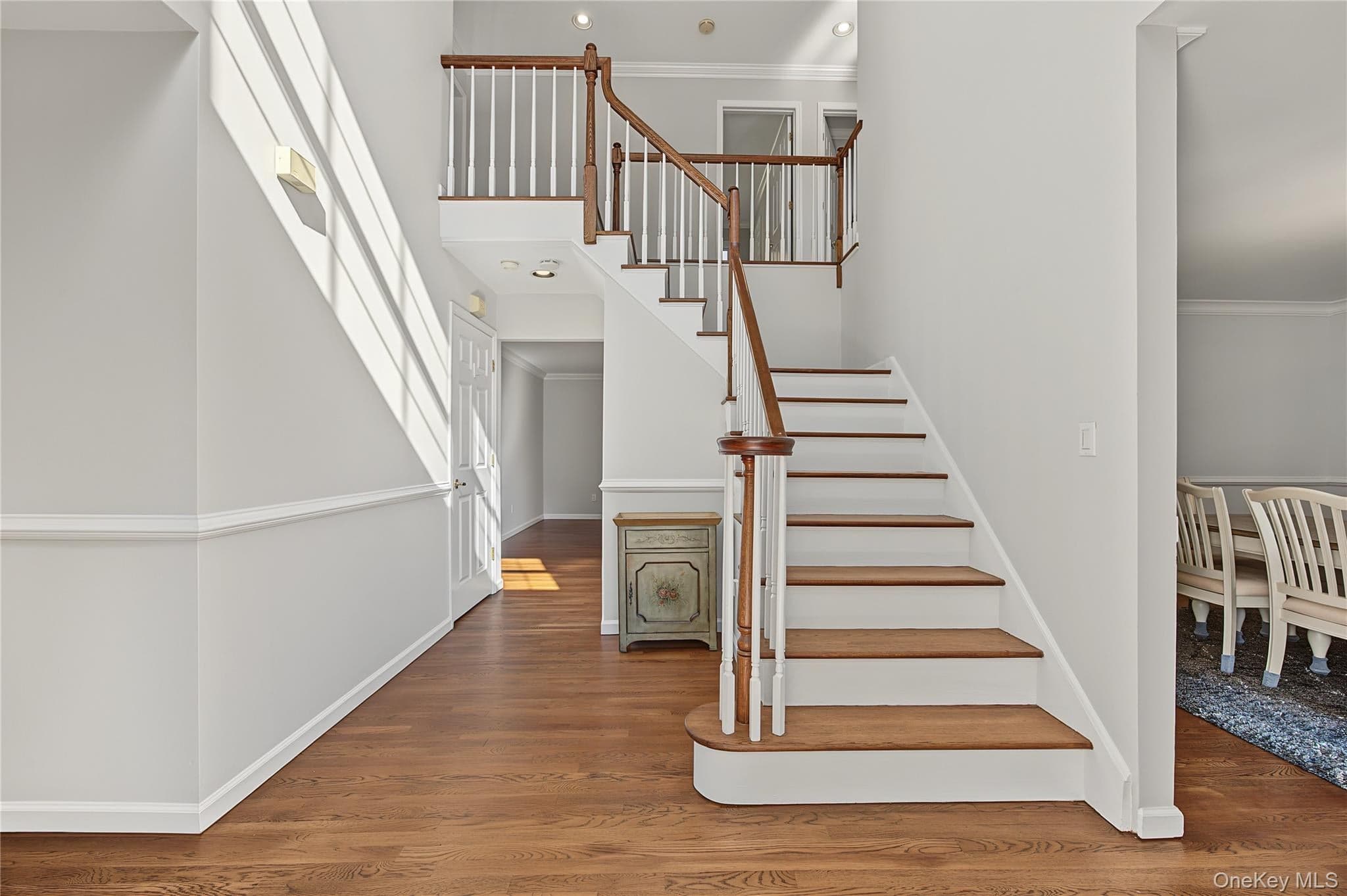 3868 Briarhill Street thumbnail 3