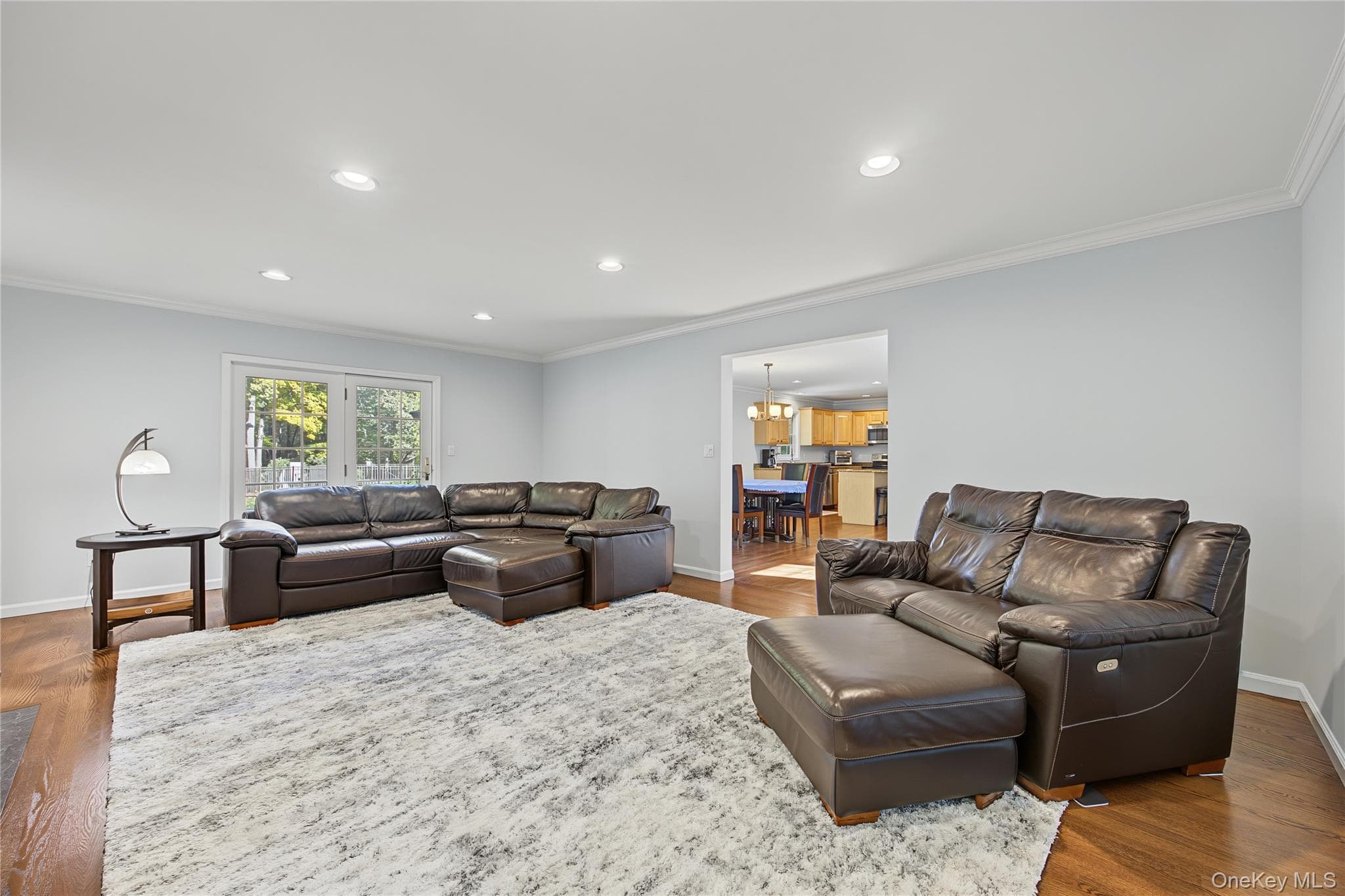 3868 Briarhill Street thumbnail 12