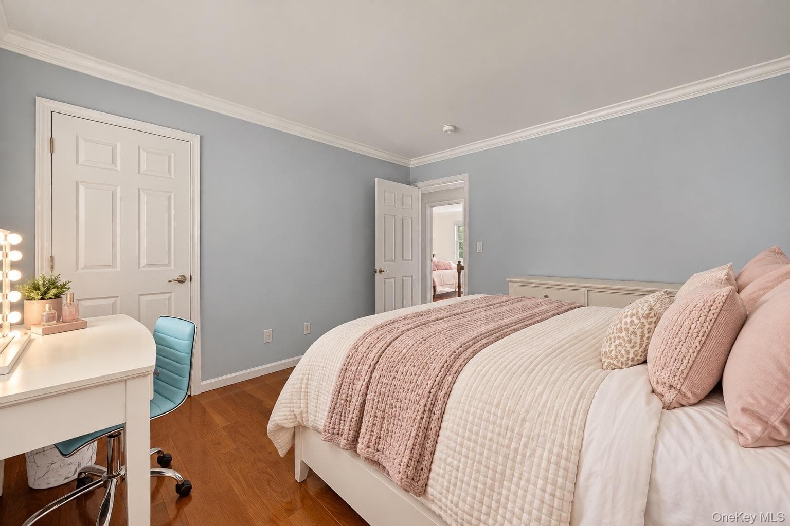 3868 Briarhill Street thumbnail 24