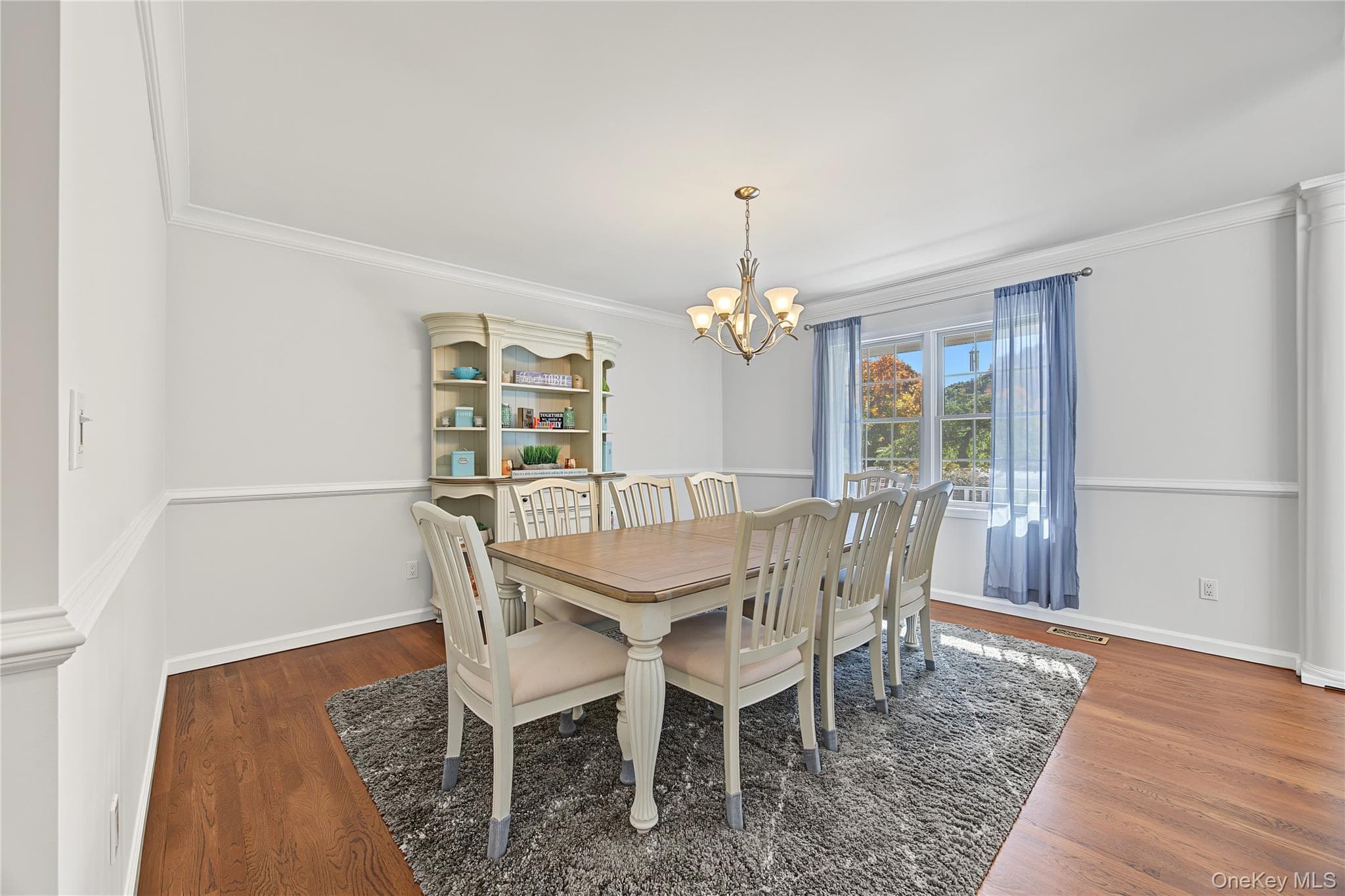 3868 Briarhill Street thumbnail 5