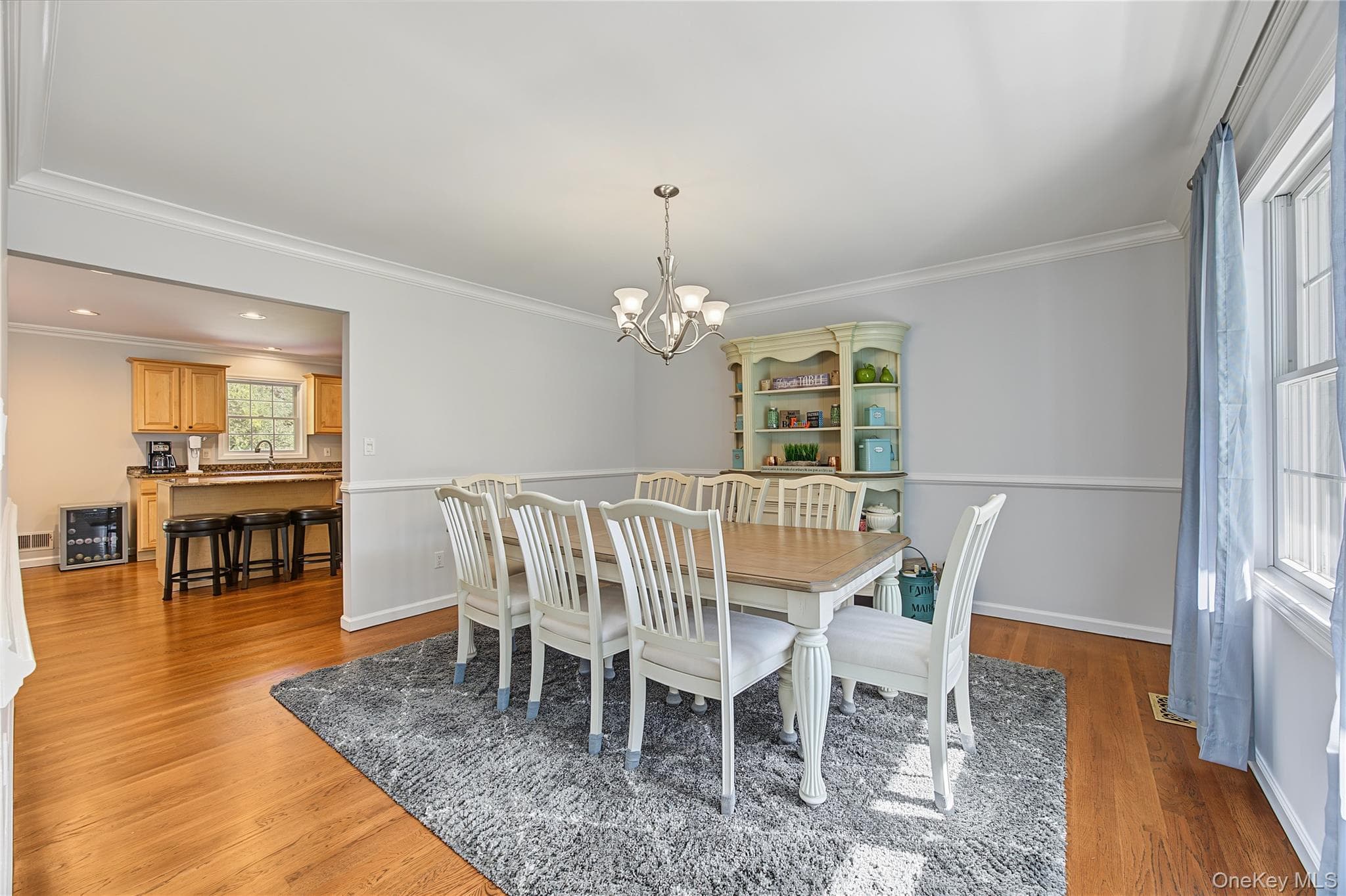 3868 Briarhill Street thumbnail 6