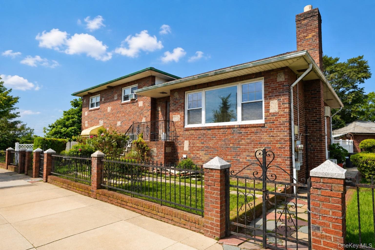 1960 Stillwell Avenue thumbnail 11