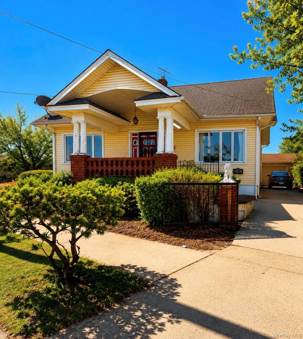 13510 Farmers Boulevard photo 1