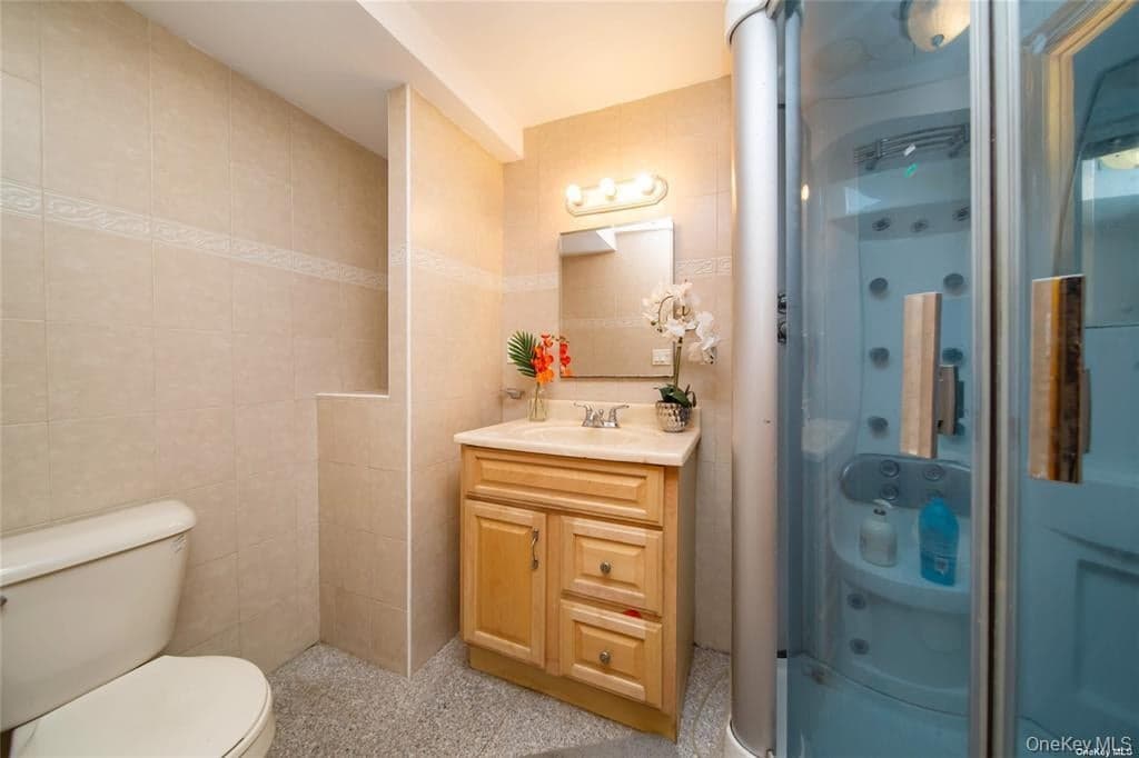 66 Maple Street Unit: A thumbnail 20