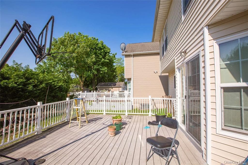 66 Maple Street Unit: A thumbnail 23